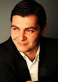 Рустам Ахмадеев